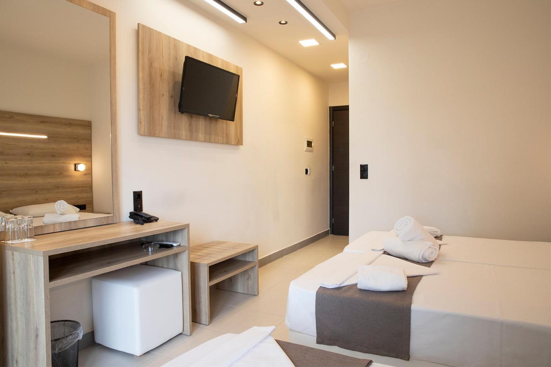 Dafni Plus Hotel เลปโตการายา ภายนอก รูปภาพ